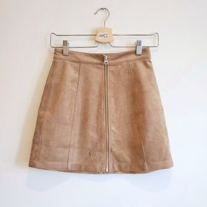 Aritzia Wilfred Zip-Up Mini Skirt